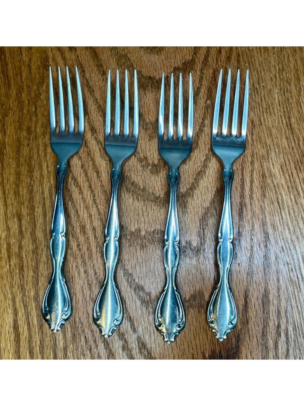Set of 4 Oneida Community Cantata Dinner  Forks   stainless flatware 7 1/4"